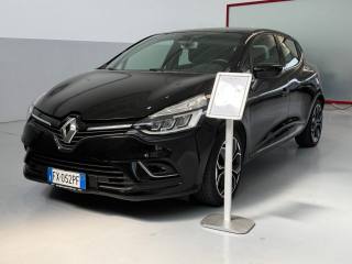 RENAULT Clio TCe 12V 90 CV 5 porte Moschino Zen PREZZO REALE