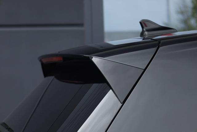 VOLKSWAGEN Golf usata, con Hill holder