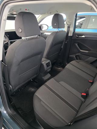 VOLKSWAGEN T-Roc usata, con Autoradio