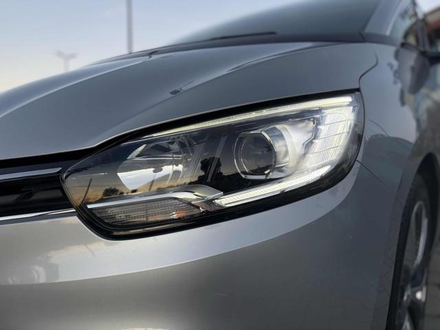 RENAULT Scenic usata, con Interni in pelle