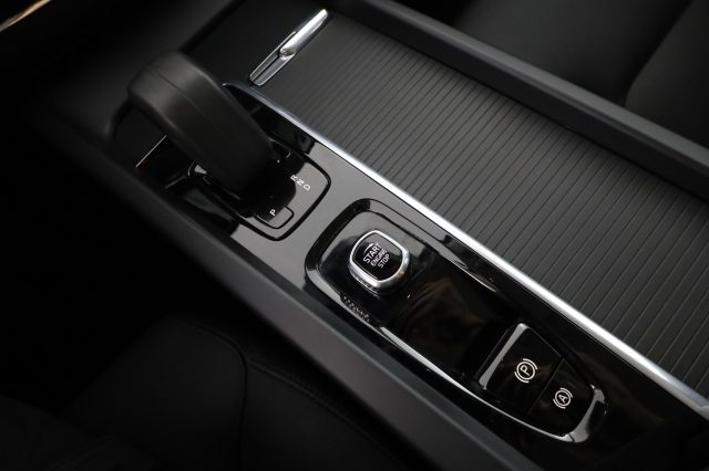 VOLVO XC60 usata 12