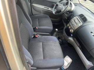 DAIHATSU Sirion usata, con Airbag