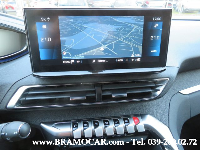 PEUGEOT 3008 usata, con Volante in pelle