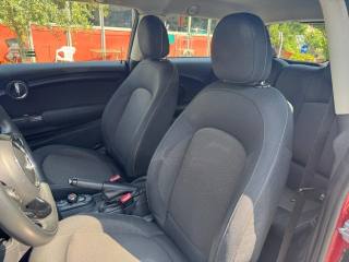 MINI Cooper usata, con USB