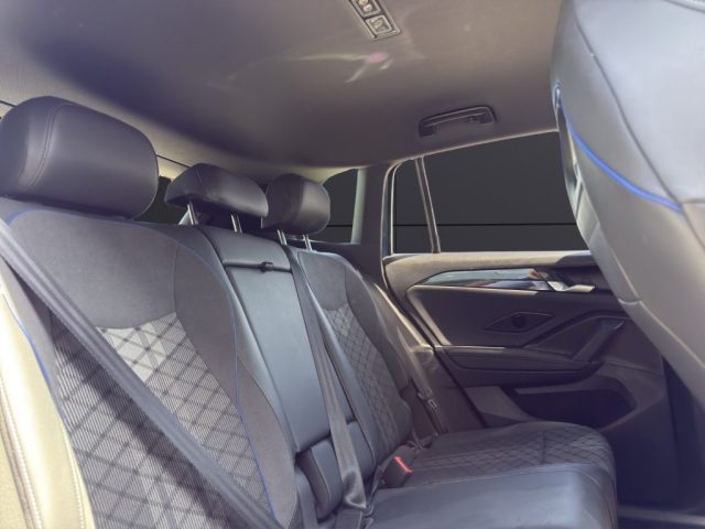 VOLKSWAGEN Tiguan usata, con Fari LED
