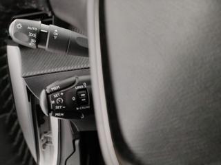 PEUGEOT 208 usata, con Boardcomputer