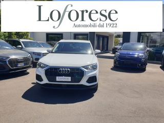 AUDI Q3 35 TDI S tronic Business