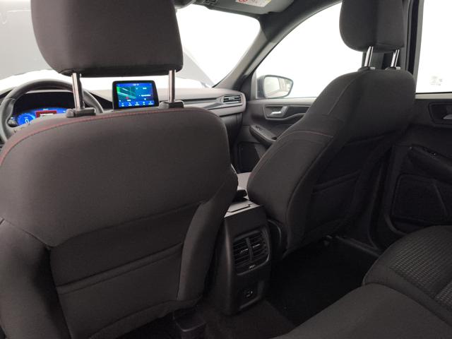FORD Kuga usata, con Sedile posteriore sdoppiato