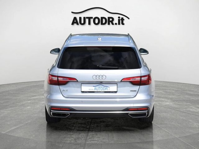 AUDI A4 usata, con USB