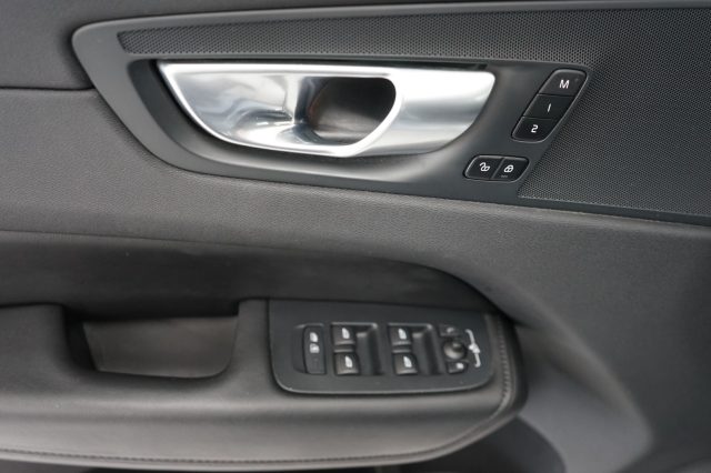 VOLVO XC60 usata, con Bracciolo