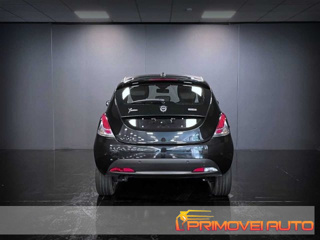 LANCIA Ypsilon usata, con Airbag testa