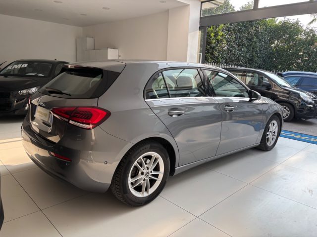MERCEDES-BENZ A 180 usata, con Boardcomputer