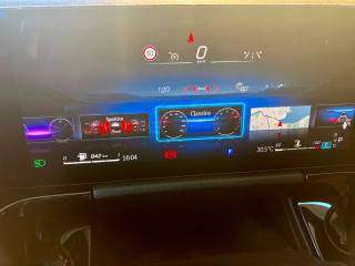 MERCEDES-BENZ GLA 220 usata, con Regolazione elettrica sedili