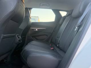 PEUGEOT 3008 usata, con Sensore di luce