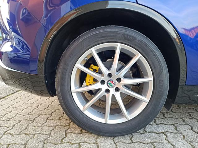 ALFA ROMEO Stelvio usata, con Regolazione elettrica sedili