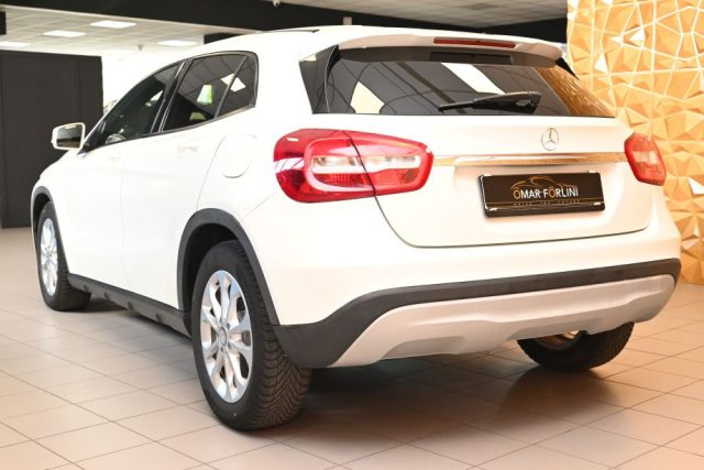 MERCEDES-BENZ GLA 180 usata 75