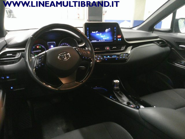 TOYOTA C-HR usata, con Touch screen