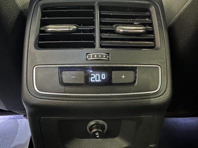 AUDI A4 usata, con Sensori di parcheggio anteriori