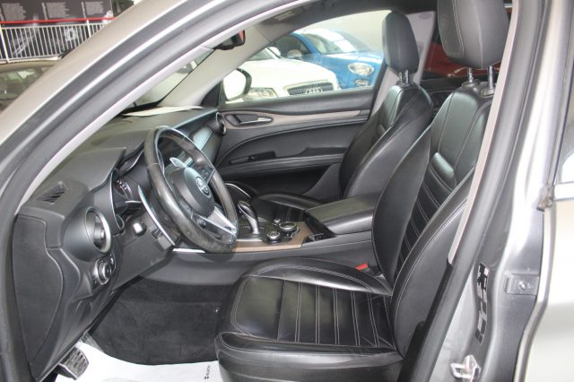 ALFA ROMEO Stelvio usata, con Chiusura centralizzata