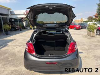 PEUGEOT 208 usata, con Touch screen