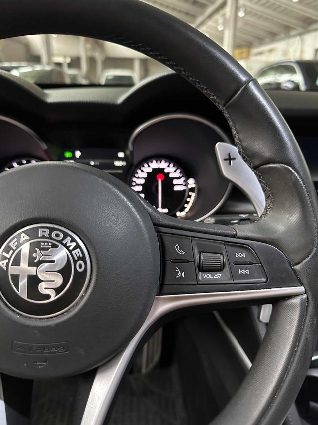 ALFA ROMEO Stelvio usata, con Park Distance Control
