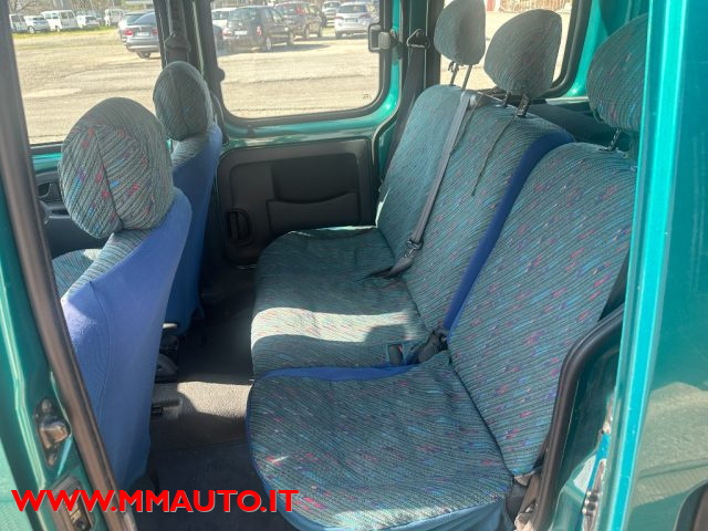 RENAULT Kangoo usata, con Gancio traino