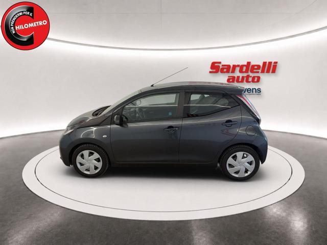 TOYOTA Aygo usata, con Autoradio