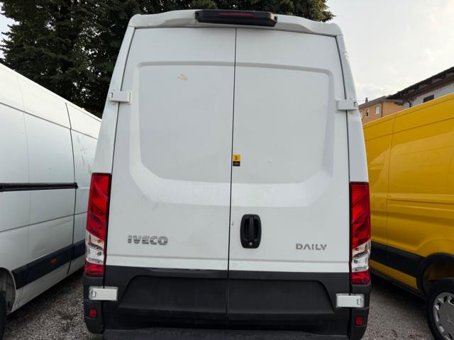 IVECO Daily usata, con Alzacristalli elettrici