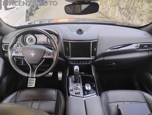 MASERATI Levante usata, con Climatizzatore