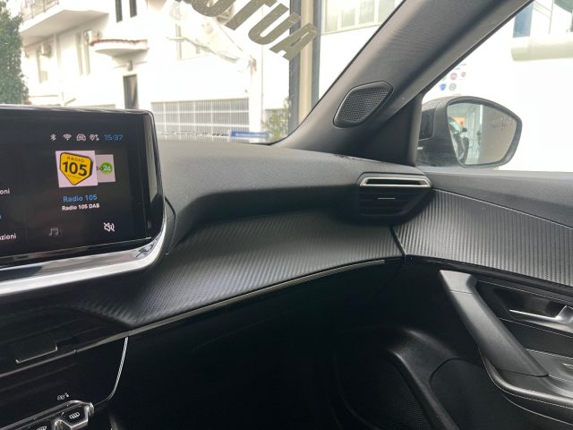 PEUGEOT 2008 usata, con Controllo vocale