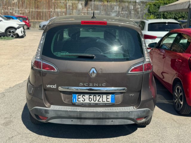 RENAULT Scenic usata, con Autoradio
