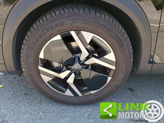 PEUGEOT 2008 usata, con Volante in pelle