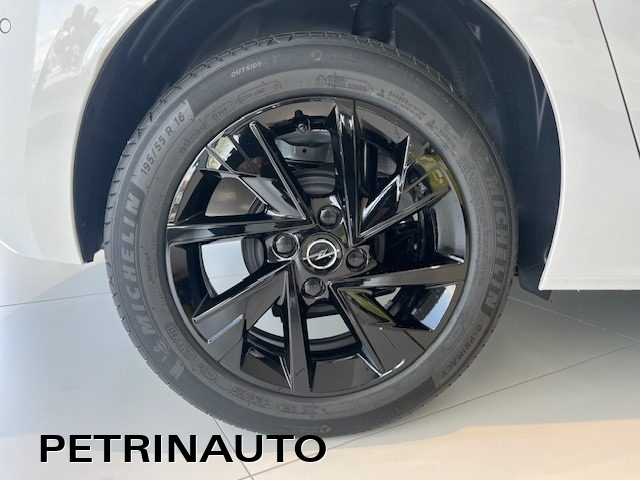 OPEL Corsa usata, con Bluetooth