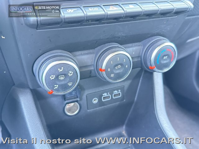RENAULT Clio usata, con USB