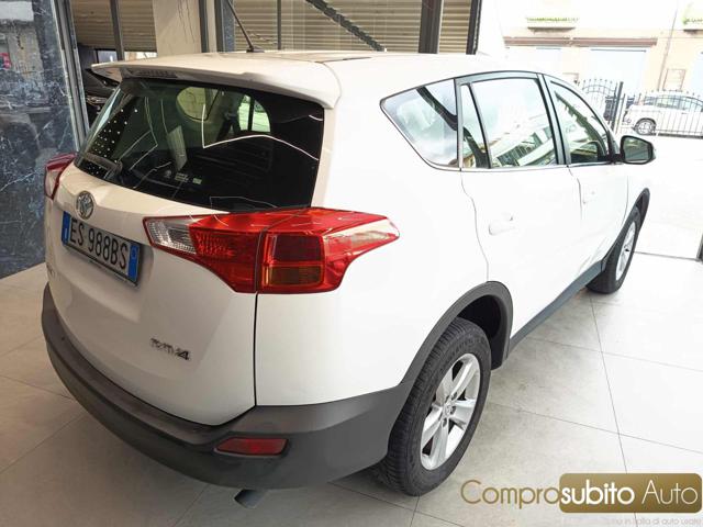 TOYOTA RAV 4 usata, con Airbag Passeggero