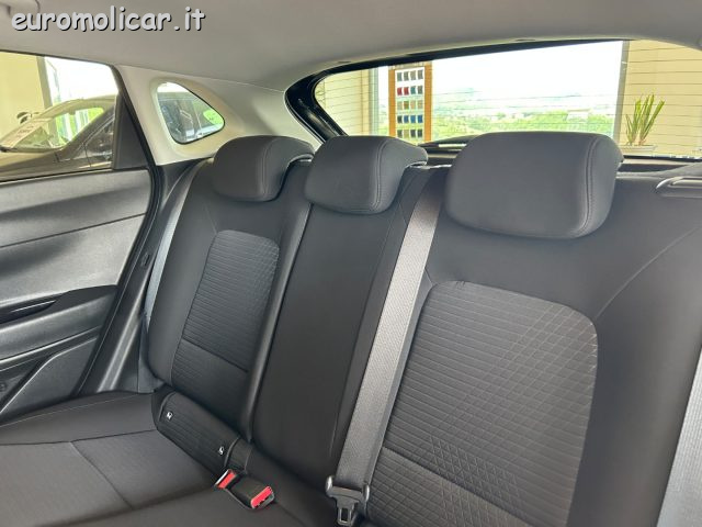 HYUNDAI i20 usata, con Specchietti laterali elettrici