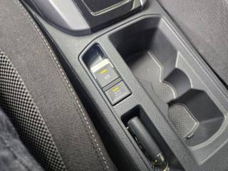 VOLKSWAGEN T-Roc usata, con Climatizzatore automatico, 3 zone