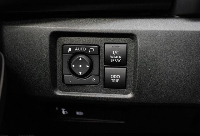 TOYOTA Yaris usata, con Sistema di navigazione
