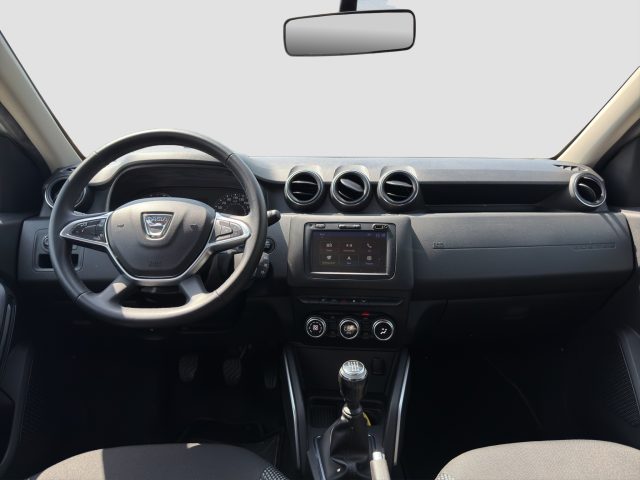 DACIA Duster usata 11