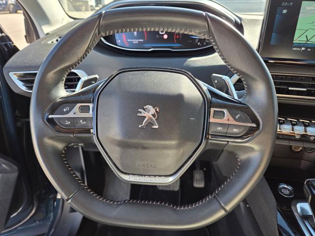 PEUGEOT 3008 usata, con Sedile posteriore sdoppiato