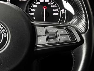 ALFA ROMEO Stelvio usata, con Sensore di pioggia