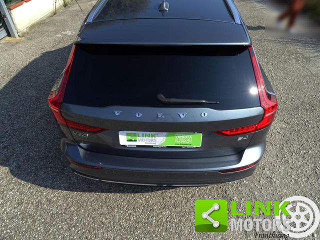 VOLVO V60 usata, con Sedile posteriore sdoppiato