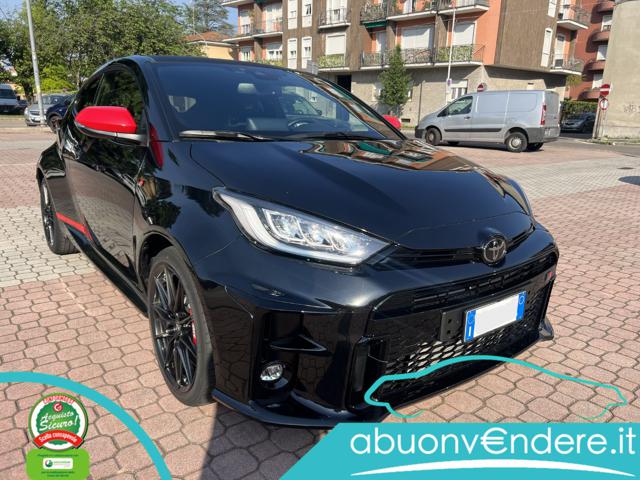 TOYOTA Yaris usata, con Cerchi in lega