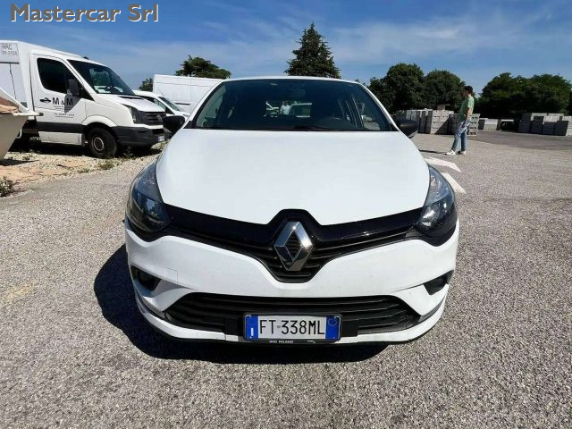 RENAULT Clio usata, con Autoradio