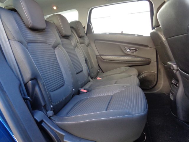 RENAULT Grand Scenic usata, con Chiusura centralizzata