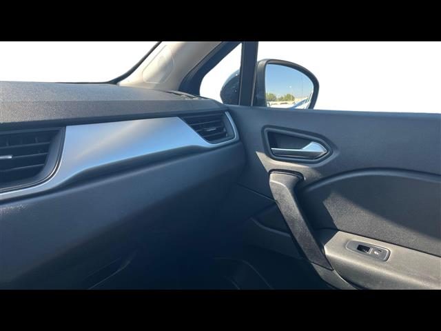 RENAULT Captur usata, con Hill holder
