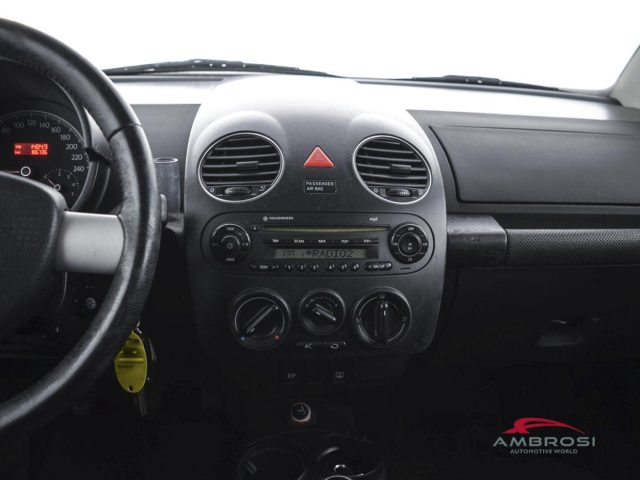VOLKSWAGEN New Beetle usata 14