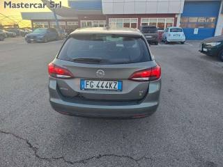 OPEL Astra usata, con Autoradio