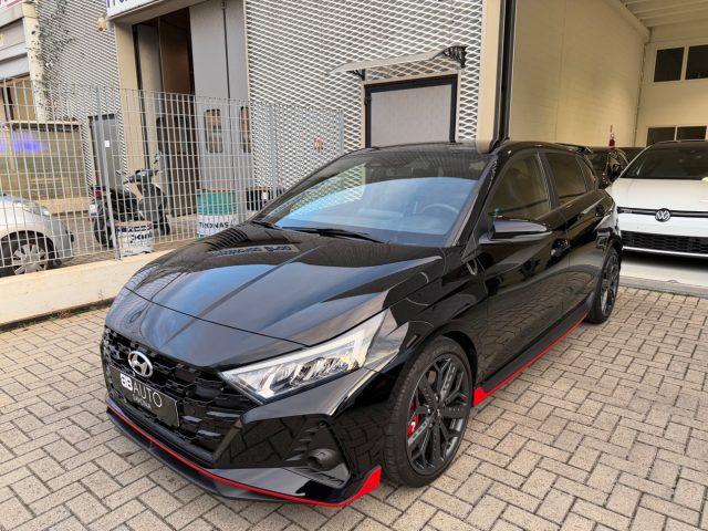 HYUNDAI i20 usata, con Airbag