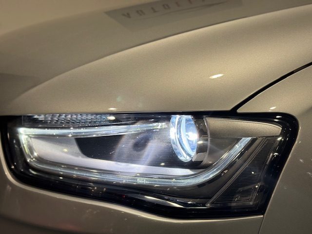 AUDI A4 usata, con Volante in pelle